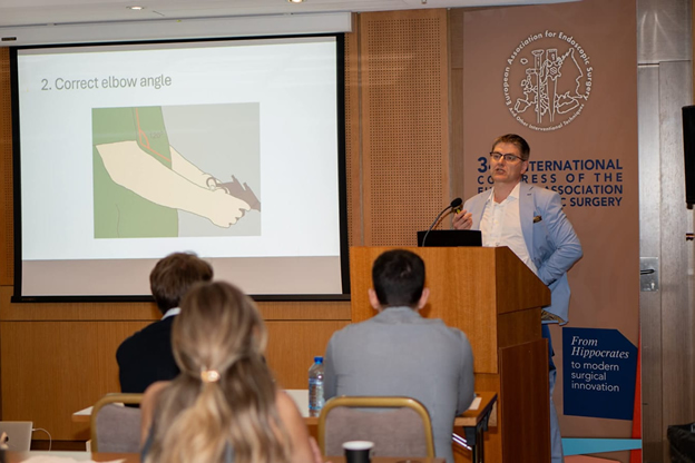 34 Kongres EAES (European Association for Endoscopic Surgery)